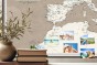 Mapa Europy turystyczna na ścianie – miejsce na zdjęcia z podróży obok mapy