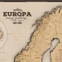 Mapa Europy beżowa pionowa – zbliżenie tytułu i północnej Europy